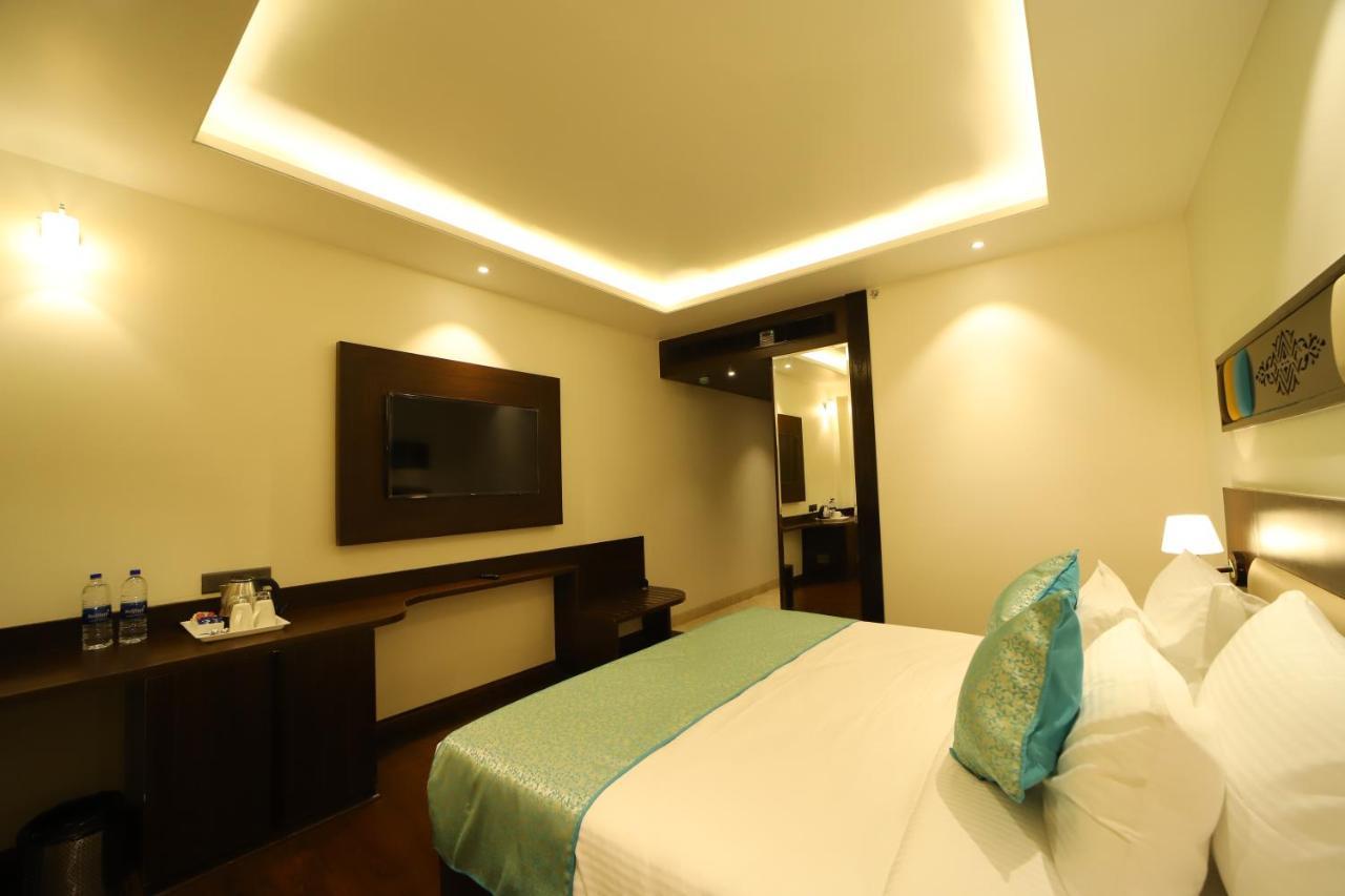 Hotel Dvij Inn Divisione di Divisione di Jaipur Esterno foto